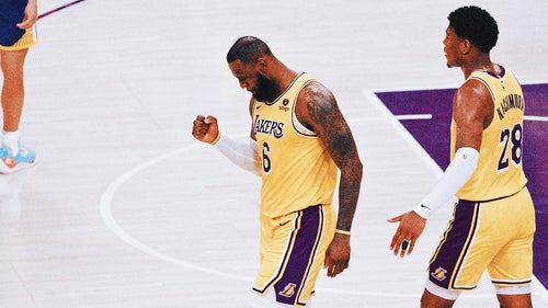NBA Trending Image: Healthy and happy: LeBron James, Anthony Davis lead the Lakers back to the Conference Finals